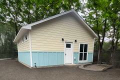 Kellywood White Bungalow