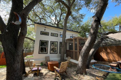 Lareina Backyard Office